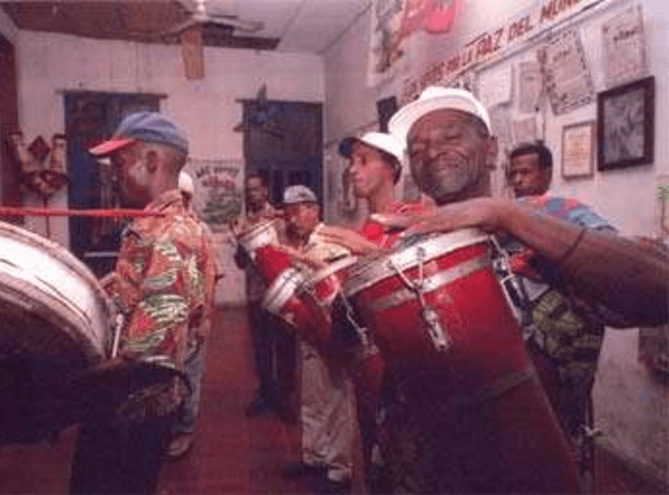 África baila en Santiago