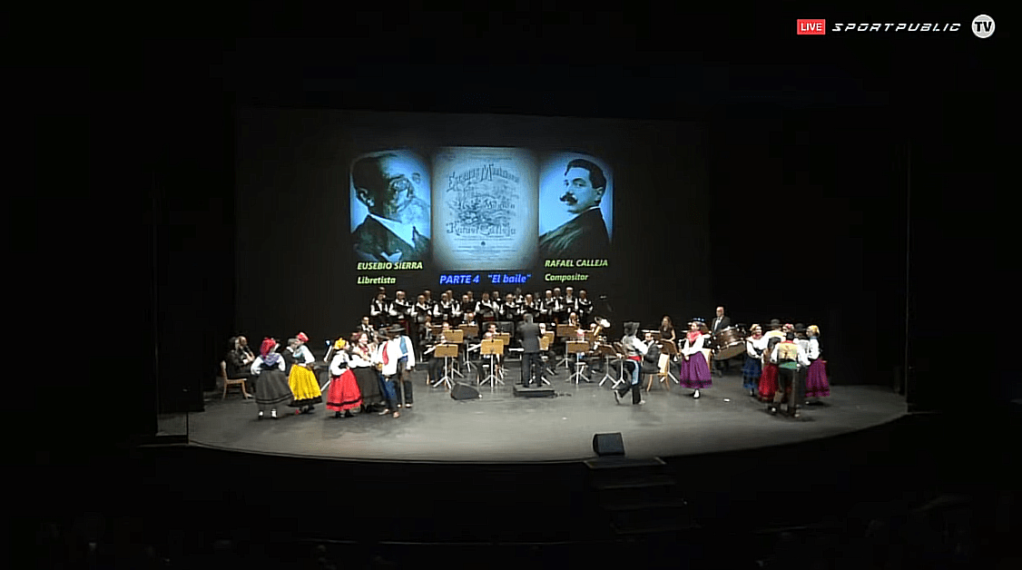 Disfruta aqui en directo de la Gala del Floclore en el Palacio de Festivales Disfruta aqui en directo de la Gala del Floclore en el Palacio de Festivales