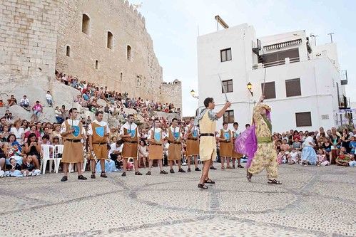 Peñíscola se prepara para vivir sus fiestas en honor de la Vírgen de la Ermitana Peñíscola se prepara para vivir sus fiestas en honor de la Vírgen de la Ermitana