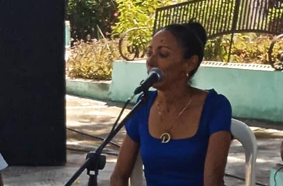 Santiago de Cuba rinde tributo a Bonne, su gigante del ritmo de la mano de Daina Dominico González