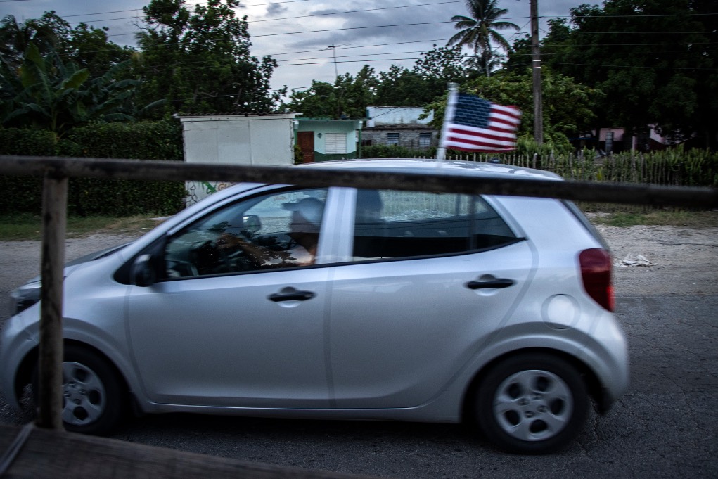 La bandera estadounidense en las calles de Cuba