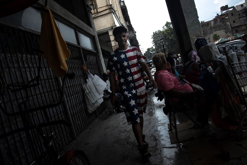 La bandera estadounidense en las calles de Cuba