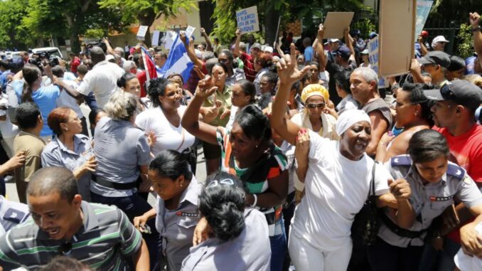 «No somos moneda de cambio»: Una carta de expresos políticos habla por Cuba